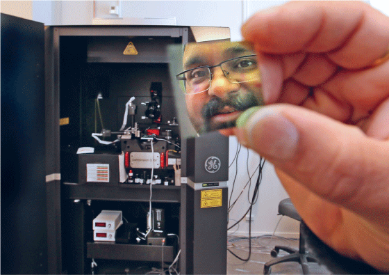Figur 5.2 Satsing på innovasjon og idéutvikling står sentralt i nordområdene i framtiden. Her fra Norinnova Technology transfer, Balpreet Singh som driver med Nanochip Imaging.
