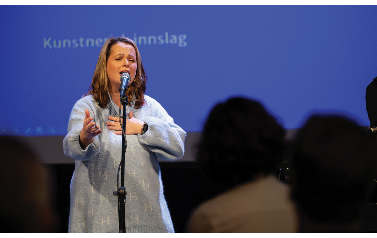 Figur 6.2 Veronica Akselsen opptrer på DKS-forum 2024