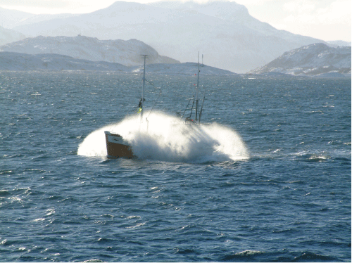 Figur 4.12 Kystfiskeflåten tåler en brottsjø