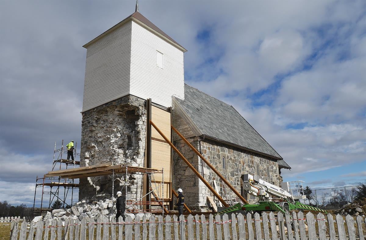 Nærøy gamle kirke