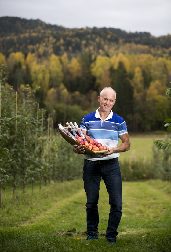 Atle Tærum er stolt bonde på Skott Gård i Buskerud.