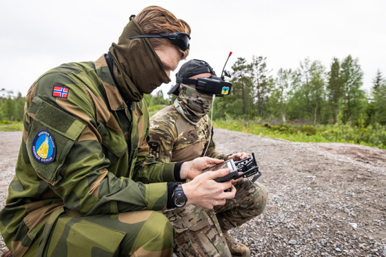 Gjennom operasjon Gungne utdannes ukrainske og norske droneoperatører