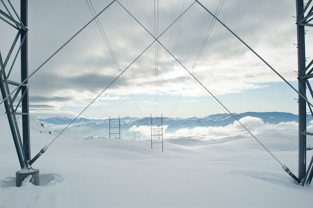 Figure 8.1 Power lines near the Hylsfjord