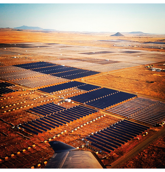 Figur 3.3 Sør-Afrika, Dreunberg. Solcellepaneler fra Scatec Solar.