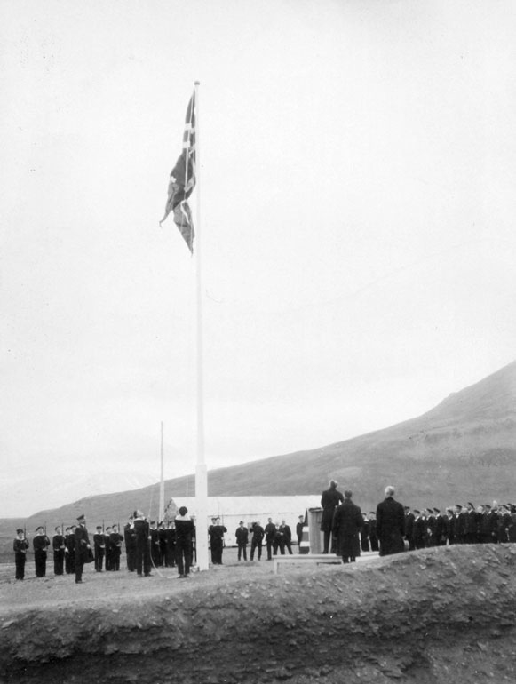 Figure 2.1 The incorporation of Svalbard into the Kingdom of Norway is celebrated in Longyearbyen on 14 August 1925. In 2025, the Government will mark 100 years since Svalbard was incorporated into the Kingdom.