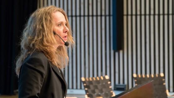 Bilde av arbeids- og sosialminister Anniken Hauglie