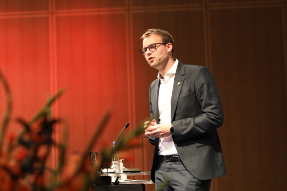 Barne- og familieminister Kjell Ingolf Ropstad opna workshopen.