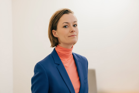 Portrett av kultur- og likestillingsminister Anette Trettebergstuen